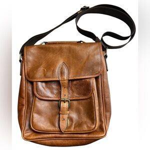 Vintage Wilson leather messenger Crossbody distressed leather shoulder Large bag